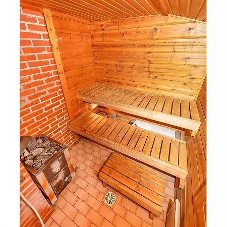 Lahdenpohja- Vaikon Loma 7 By Interhome Kortteinen