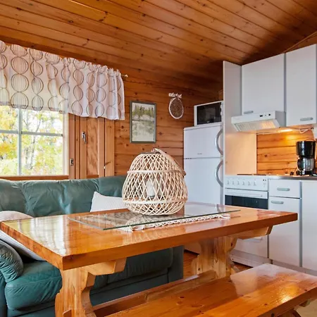 Lahdenpohja- Vaikon Loma 7 By Interhome Kortteinen